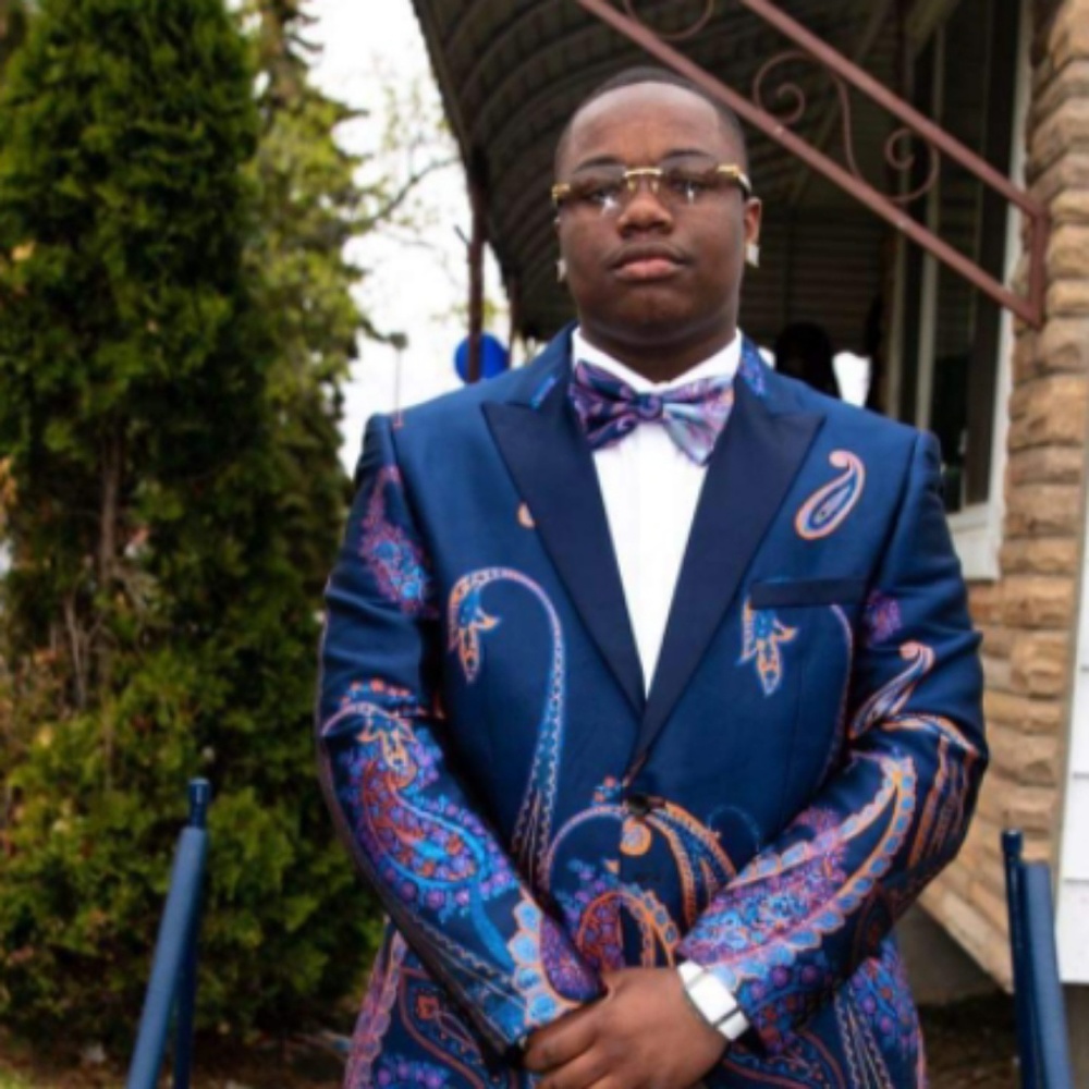 Meet your Posher, Designer